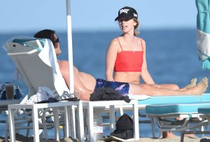 Katherine Schwarzenegger Sexy TheFappeningBlog.com 13.jpg