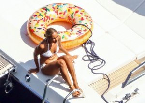 Leona Lewis Sexy TheFappeningBlog.com 21.jpg