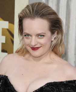 Elisabeth Moss Sexy TheFappeningBlog.com 13.jpg