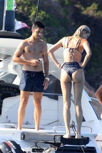 Devon Windsor Sexy TheFappeningBlog.com 15.jpg