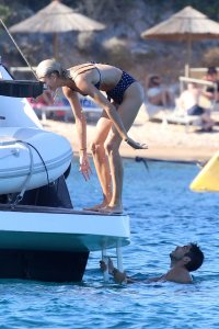 Devon Windsor Sexy TheFappeningBlog.com 31.jpg