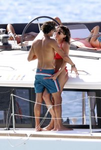 David Charvets mystery brunette TheFappeningBlog.com 21.jpg