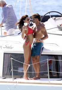 David Charvets mystery brunette TheFappeningBlog.com 27.jpg