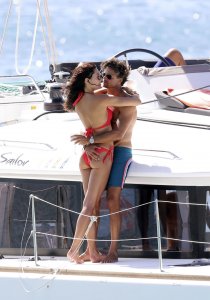 David Charvets mystery brunette TheFappeningBlog.com 29.jpg