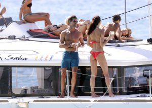 David Charvets mystery brunette TheFappeningBlog.com 32.jpg