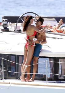 David Charvets mystery brunette TheFappeningBlog.com 40.jpg