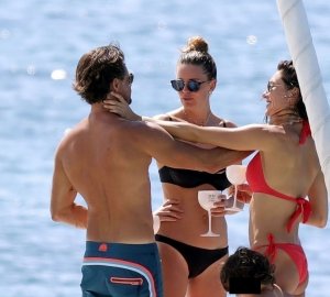 David Charvets mystery brunette TheFappeningBlog.com 78.jpg