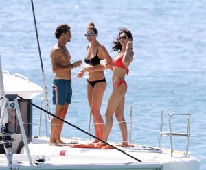 David Charvets mystery brunette TheFappeningBlog.com 79.jpg