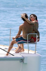 David Charvets mystery brunette TheFappeningBlog.com 86.jpg