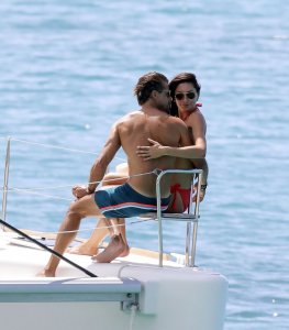 David Charvets mystery brunette TheFappeningBlog.com 85.jpg