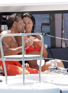 David Charvets mystery brunette TheFappeningBlog.com 92.jpg