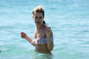 Vivian Rosberg Sexy TheFappeningBlog.com 7.jpg