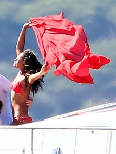 Emma Thynn Sexy TheFappeningBlog.com 40.jpg