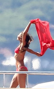 Emma Thynn Sexy TheFappeningBlog.com 39.jpg