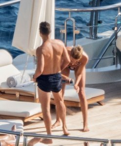 Shayna Terese Taylor Sexy TheFappeningBlog.com 7.jpg