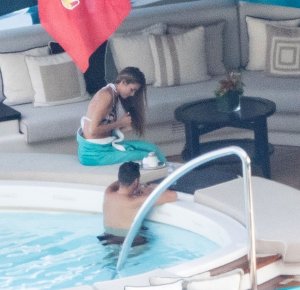 Shayna Terese Taylor Sexy TheFappeningBlog.com 40.jpg