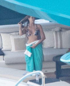 Shayna Terese Taylor Sexy TheFappeningBlog.com 37.jpg