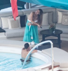 Shayna Terese Taylor Sexy TheFappeningBlog.com 39.jpg