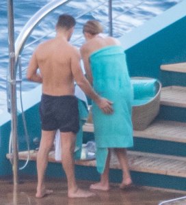 Shayna Terese Taylor Sexy TheFappeningBlog.com 34.jpg