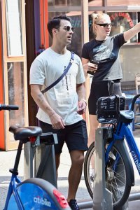 Sophie Turner Sexy TheFappeningBlog.com 14.jpg