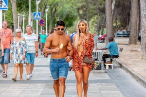 Belle Hassan Sexy TheFappeningBlog.com 38.jpg