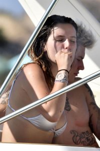 Bella Thorne Sexy TheFappeningBlog.com 57.jpg