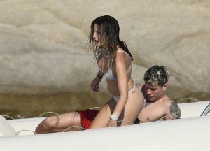 Bella Thorne Sexy TheFappeningBlog.com 89.jpg