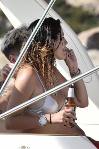 Bella Thorne Sexy TheFappeningBlog.com 26.jpg