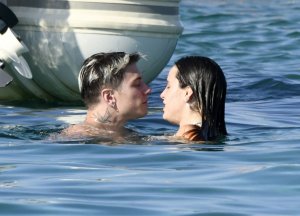 Bella Thorne Sexy TheFappeningBlog.com 81.jpg