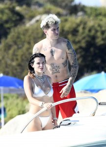 Bella Thorne Sexy TheFappeningBlog.com 77.jpg