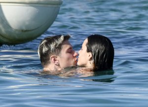 Bella Thorne Sexy TheFappeningBlog.com 72.jpg