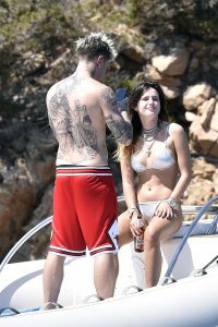 Bella Thorne Sexy new TheFappeningBlog.com 2.jpg