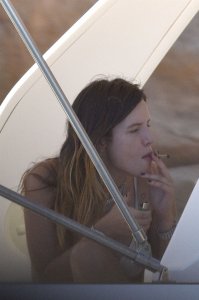 Bella Thorne Sexy new TheFappeningBlog.com 32.jpg
