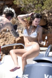 Bella Thorne Sexy new TheFappeningBlog.com 45.jpg