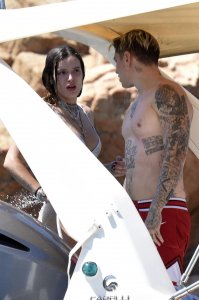 Bella Thorne Sexy new TheFappeningBlog.com 75.jpg