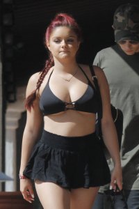 Ariel Winter Sexy 3.jpg