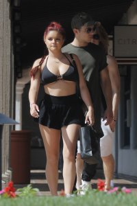 Ariel Winter Sexy 12.jpg