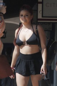 Ariel Winter Sexy 9.jpg