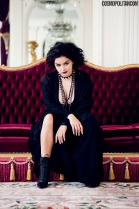 Ariel Winter Cleavage 2.jpg