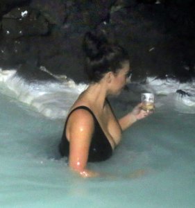 Kim Kardashian Sexy 42.jpg