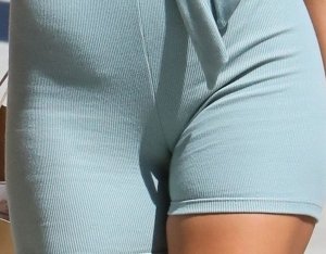 Chantel Jeffries Cameltoe TheFappeningBlog.com 2.jpg