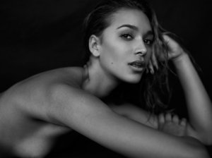 April Love Geary Nude Sexy TheFappeningBlog.com 56.jpg