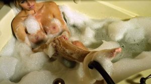 Tawny Amber Young Nude TheFappeningBlog.com 2.jpg