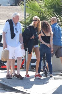 Stella Maxwell Sexy Pussy or Not TheFappeningBlog.com 13.JPG