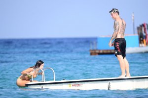 Bella Thorne Sexy TheFappeningBlog.com 40.jpg