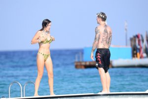 Bella Thorne Sexy TheFappeningBlog.com 45.jpg