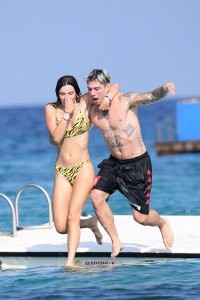 Bella Thorne Sexy TheFappeningBlog.com 56.jpg