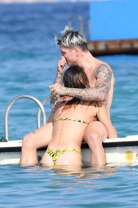 Bella Thorne Sexy TheFappeningBlog.com 85.jpg