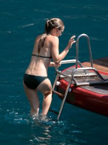 Hannah Bagshawe Sexy TheFappeningBlog.com 27.jpg