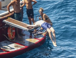 Hannah Bagshawe Sexy TheFappeningBlog.com 59.jpg